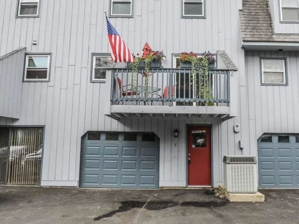 2 Bluestone Drive, Unit 2, Nashua, NH 03060