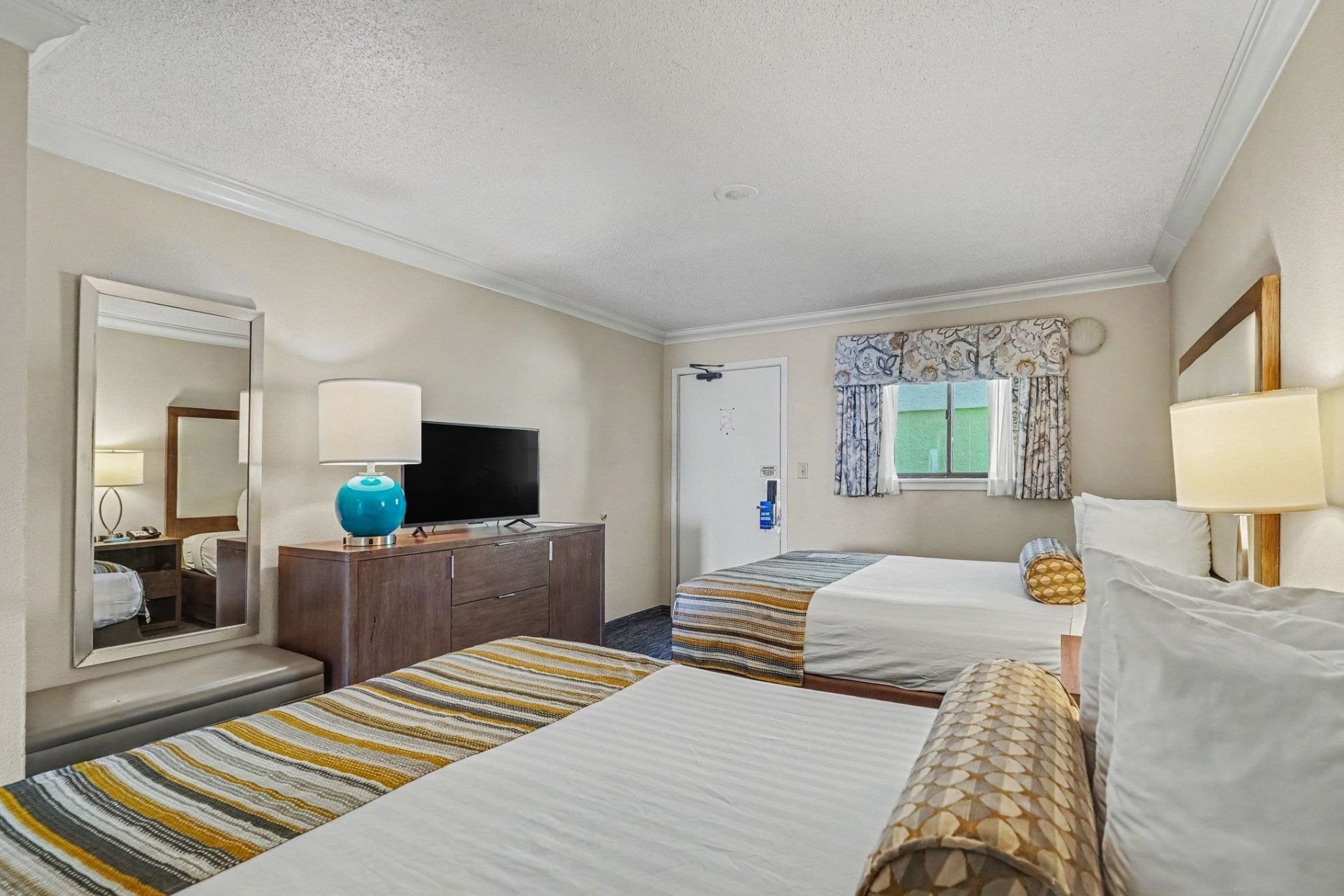 1105 S Ocean Blvd. Photo 17