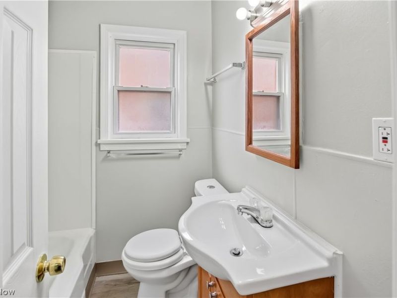 3357 E 149th Street, Cleveland, OH 44120 Photo 19