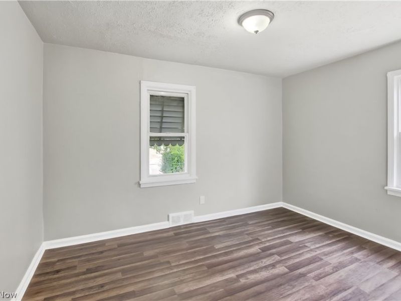 3357 E 149th Street, Cleveland, OH 44120 Photo 21