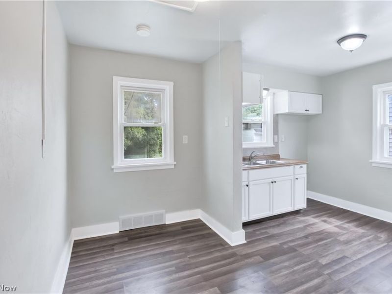 3357 E 149th Street, Cleveland, OH 44120 Photo 7