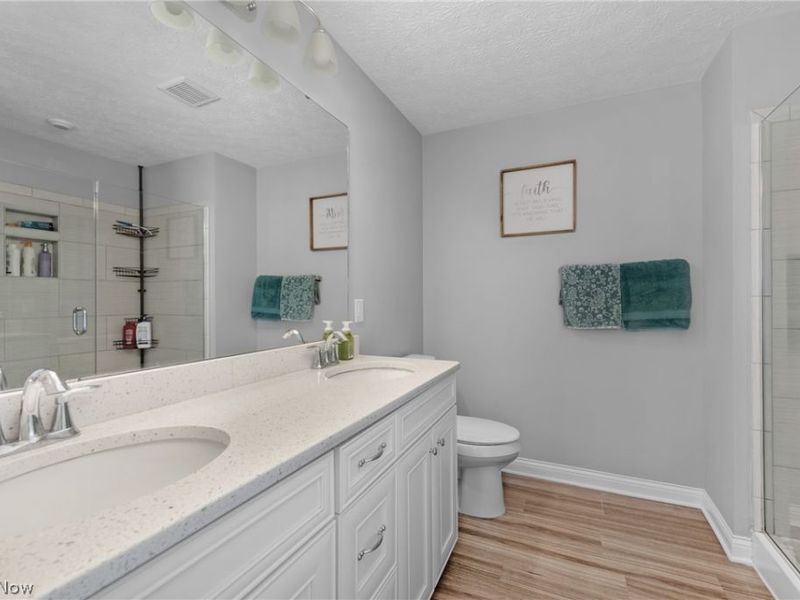 978 Hawkin Lane, Aurora, OH 44202 Photo 22