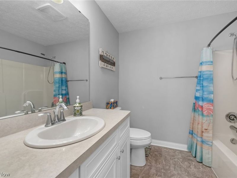978 Hawkin Lane, Aurora, OH 44202 Photo 30