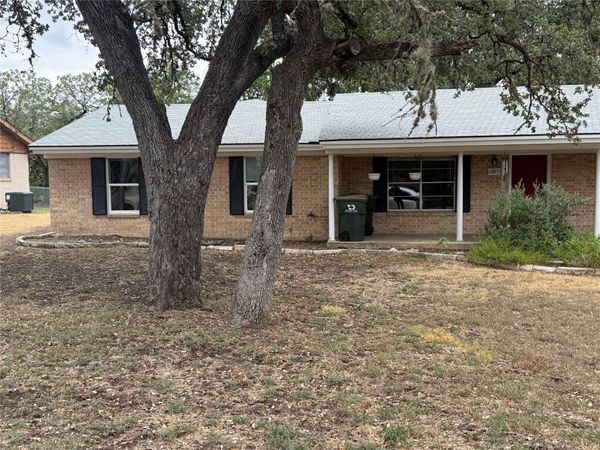 1005 #7 Hazelton ST, San Marcos, TX 78666