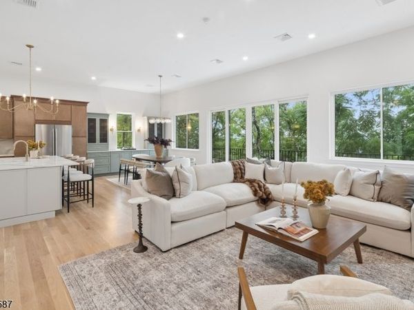 233 Fairmount Ave, Chatham, NJ 07928