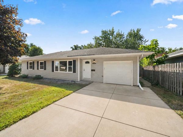 6809 Dudley Avenue N, Crystal, MN 55428