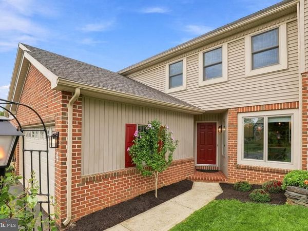 4 WEAVER AVENUE , EPHRATA, PA 17522