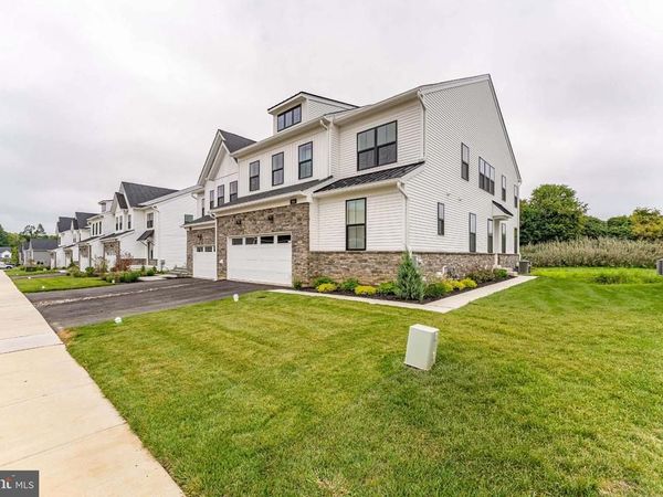 544 ANFIELD ROAD, MALVERN, PA 19355
