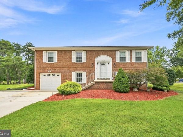 8926 SANTEETLAH ROAD , CLINTON, MD 20735