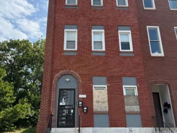 823 N FREMONT AVENUE, BALTIMORE, MD 21217