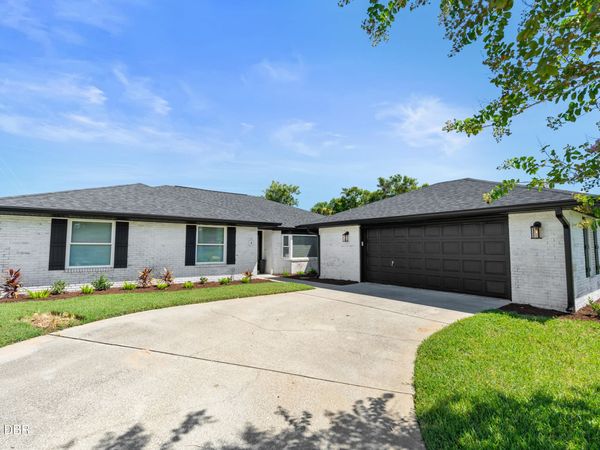 4 Saint Johns Place, Ormond Beach, FL 32176