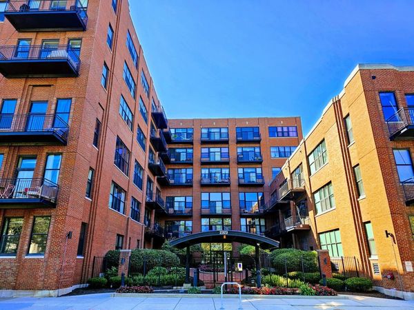 2323 W Pershing Road , Unit 616, Chicago, IL 60609