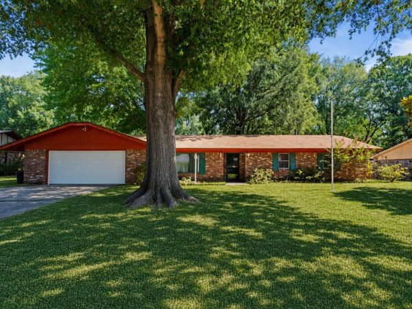 14 Shady Lane Drive, Conway, AR 72034