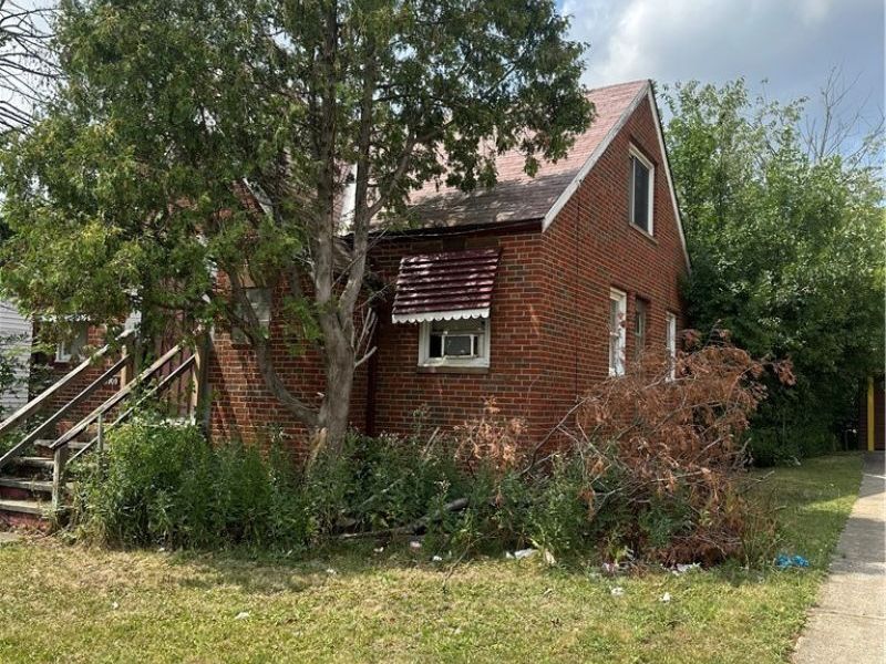 16909 Harvard Avenue, Cleveland, OH 44128 Photo 3