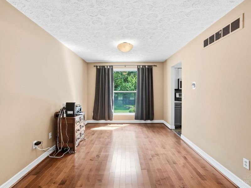8838 Steeplechase Way, West Chester, OH 45069 Photo 12