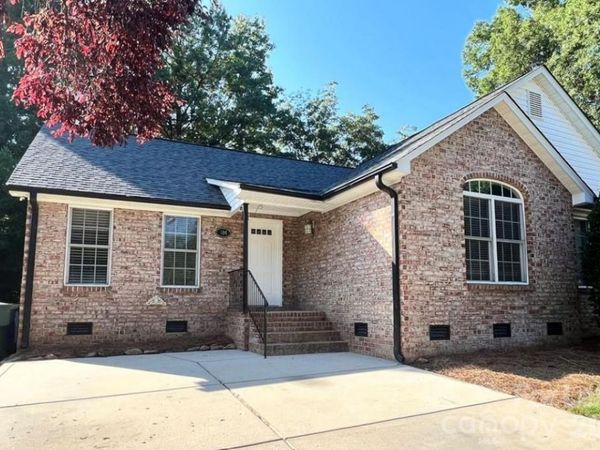 106 Aljen Court , Mooresville, NC 28115