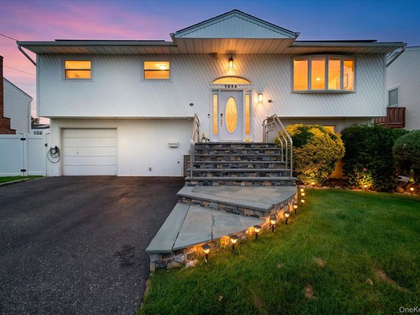 3684 Oceanside Road E, Oceanside, NY 11572