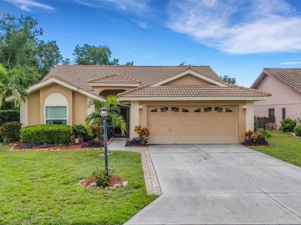 6104 NICOLE DRIVE , SARASOTA, FL 34243