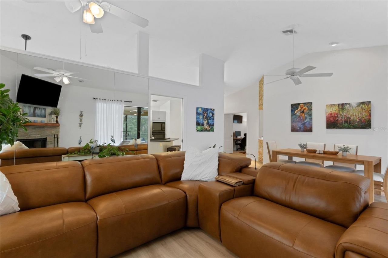 6104 Nicole Drive , Sarasota, FL 34243 Photo