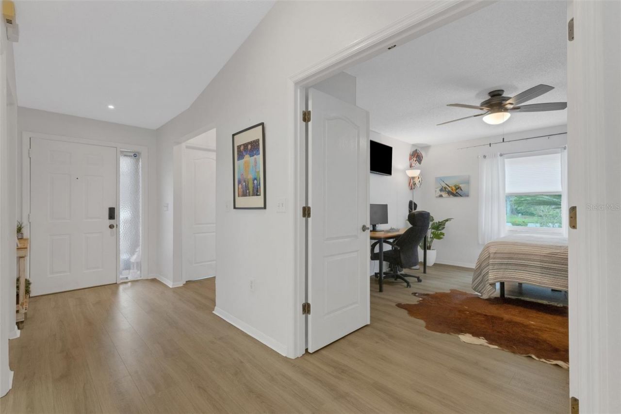6104 Nicole Drive , Sarasota, FL 34243 Photo