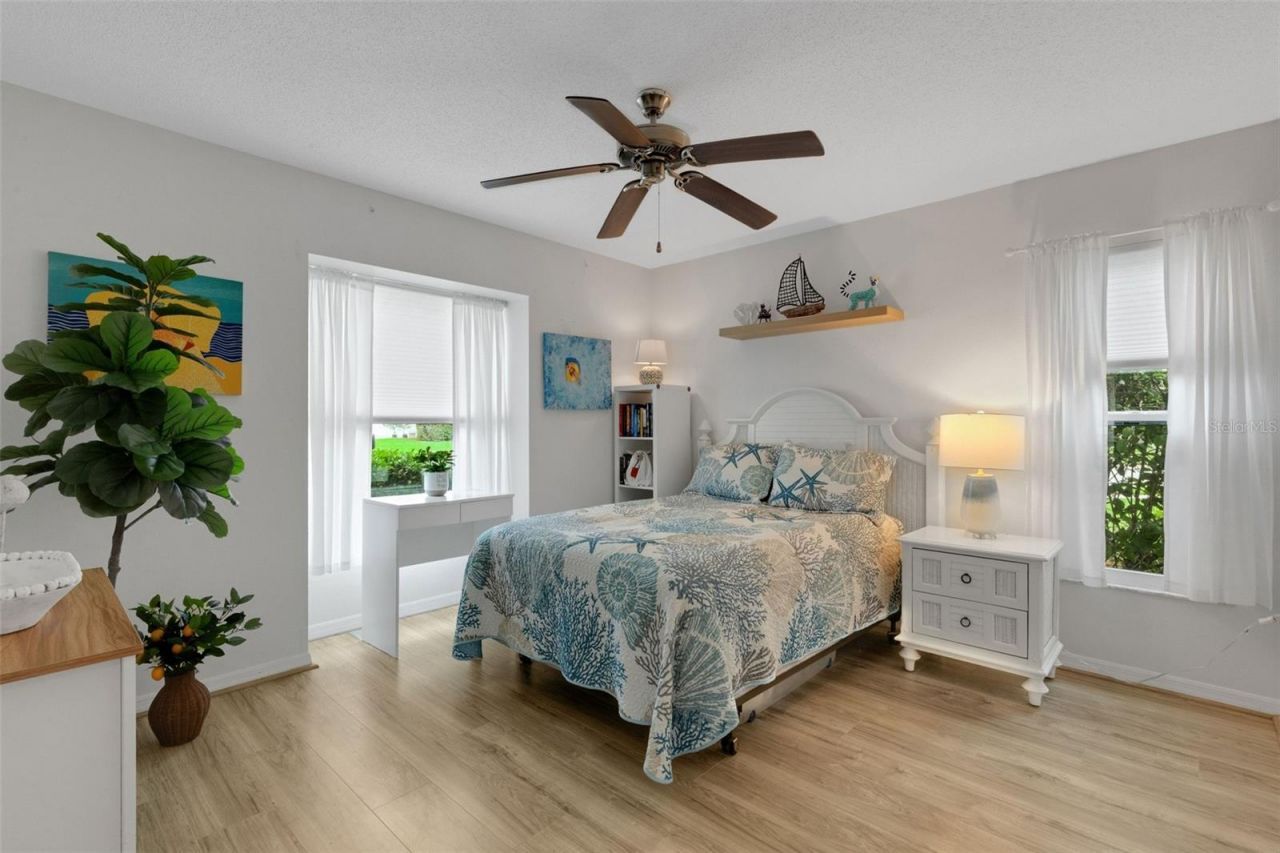 6104 Nicole Drive , Sarasota, FL 34243 Photo