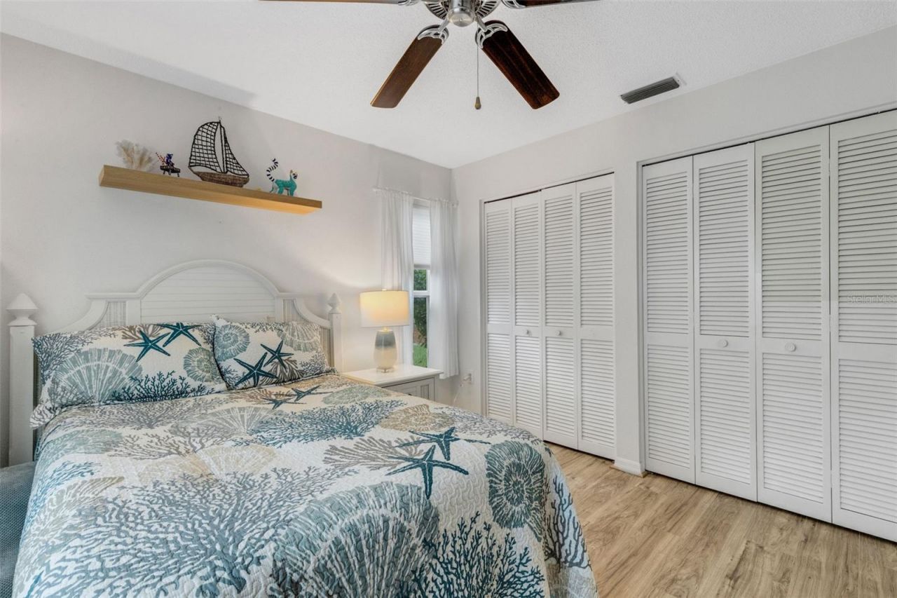 6104 Nicole Drive , Sarasota, FL 34243 Photo