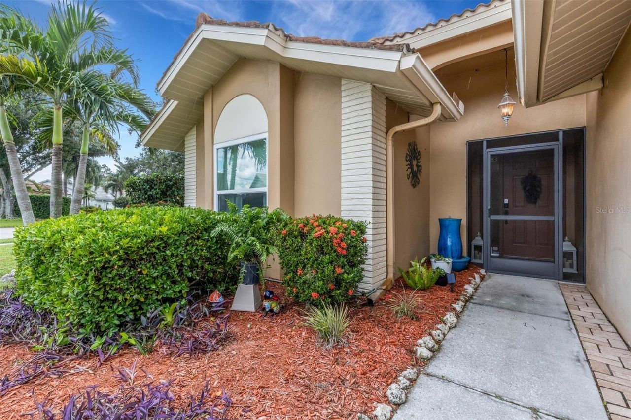 6104 Nicole Drive , Sarasota, FL 34243 Photo