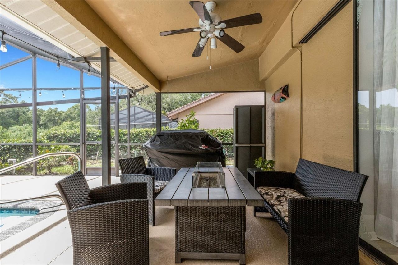 6104 Nicole Drive , Sarasota, FL 34243 Photo