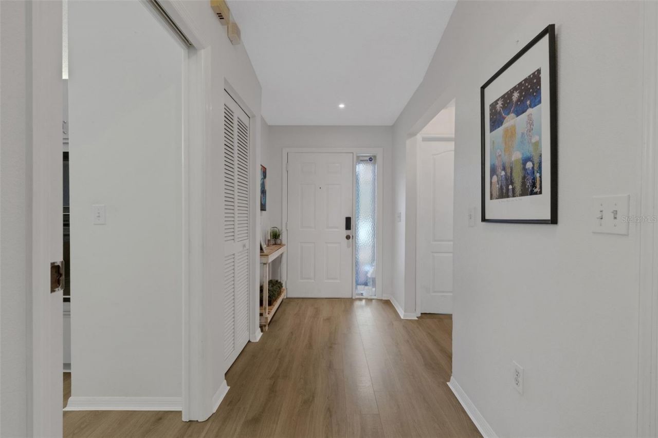 6104 Nicole Drive , Sarasota, FL 34243 Photo