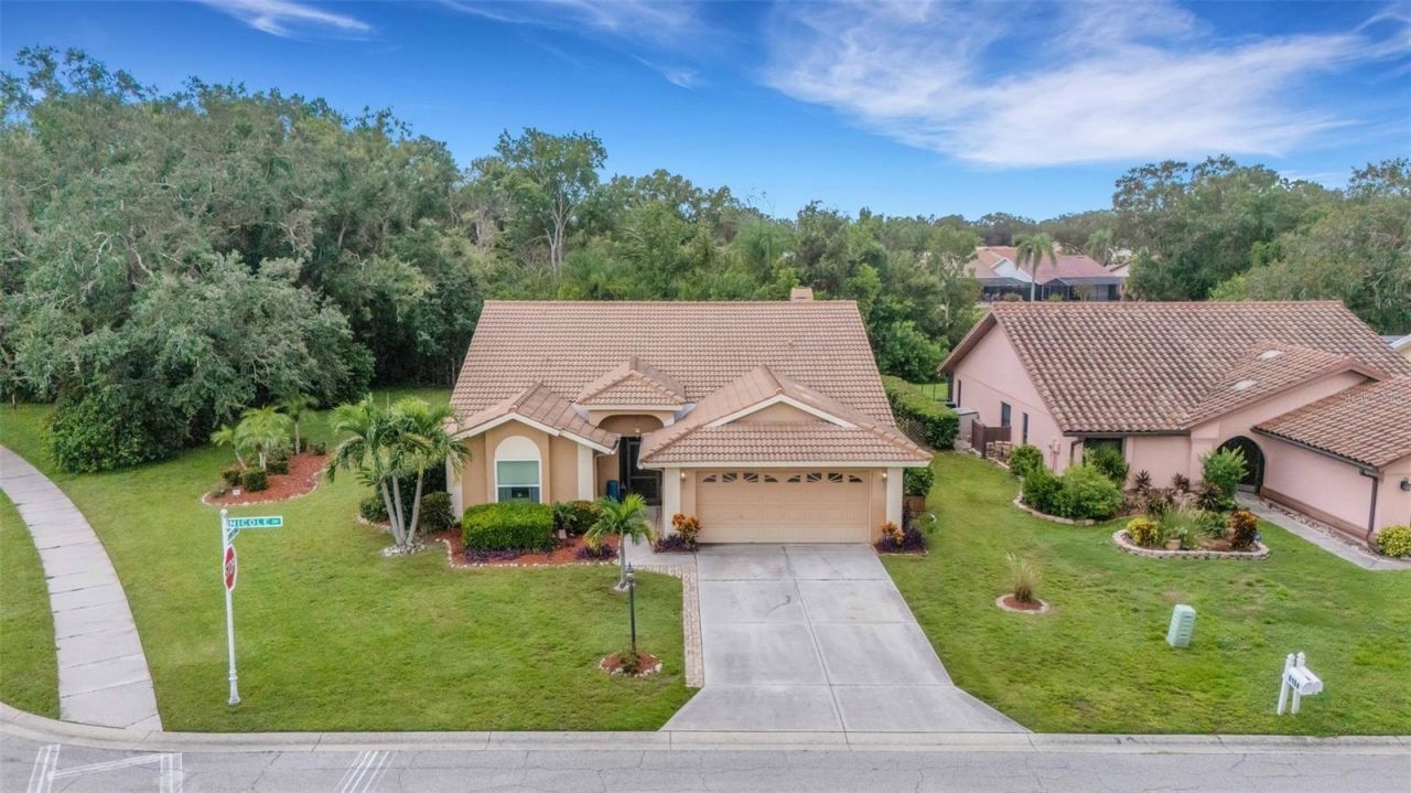 6104 Nicole Drive , Sarasota, FL 34243 Photo