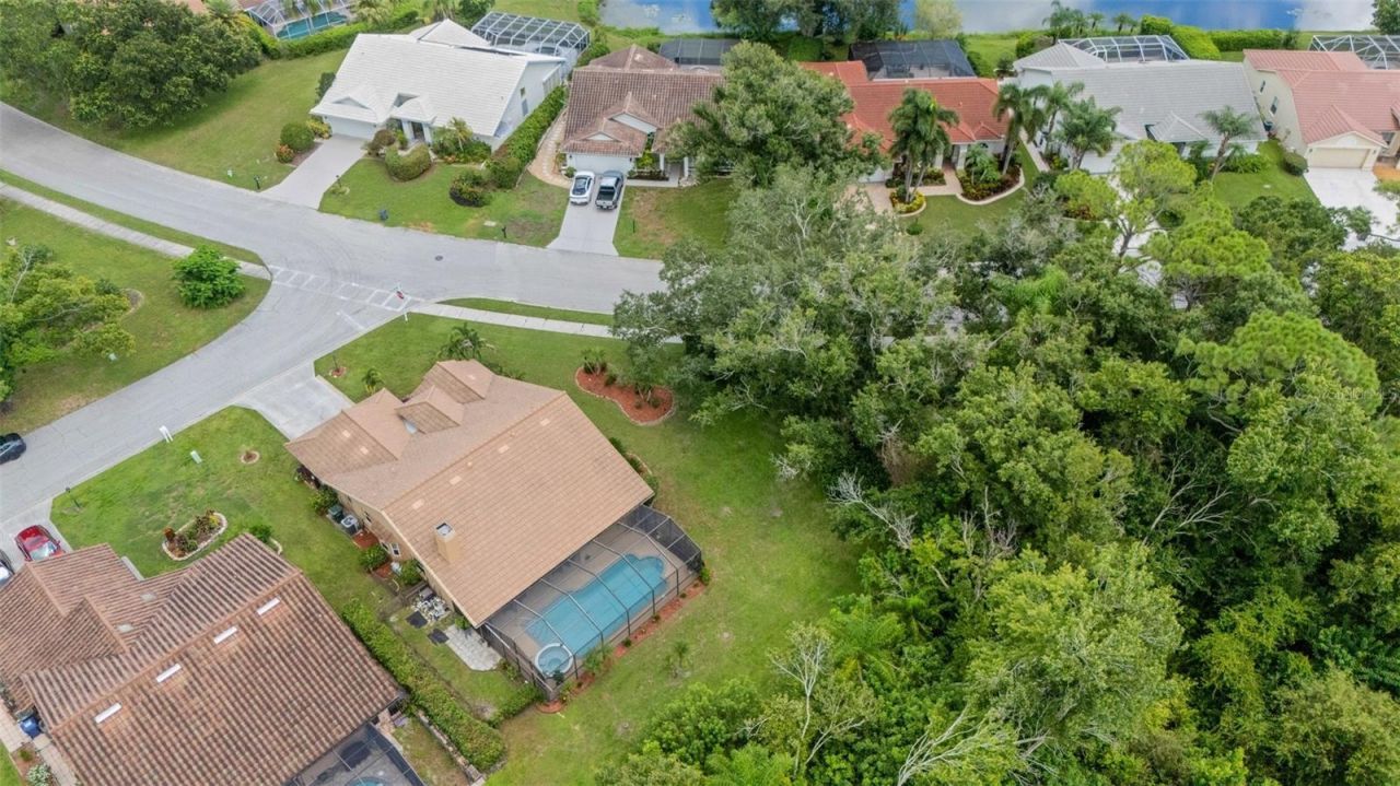 6104 Nicole Drive , Sarasota, FL 34243 Photo