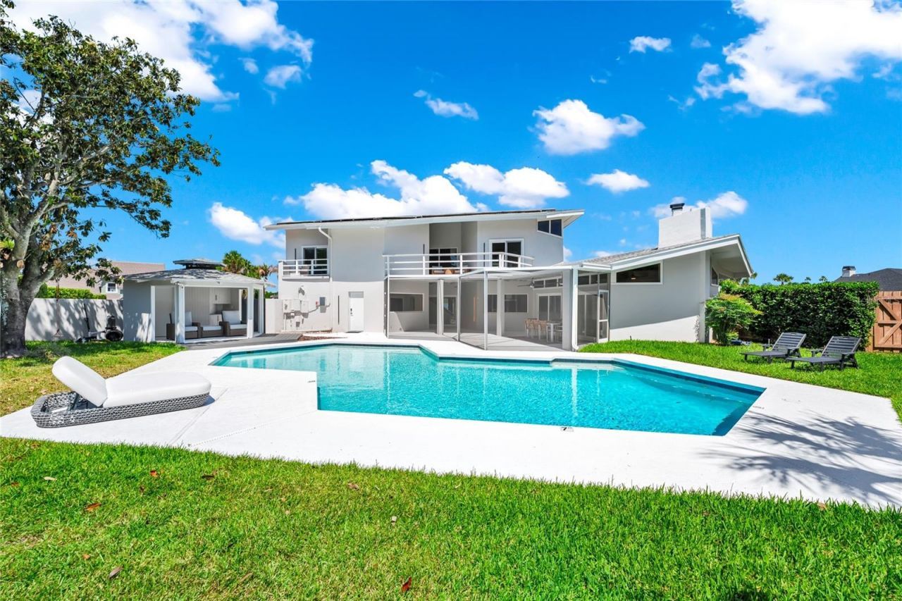 8922 Bay Cove Court, Orlando, FL 32819 Photo