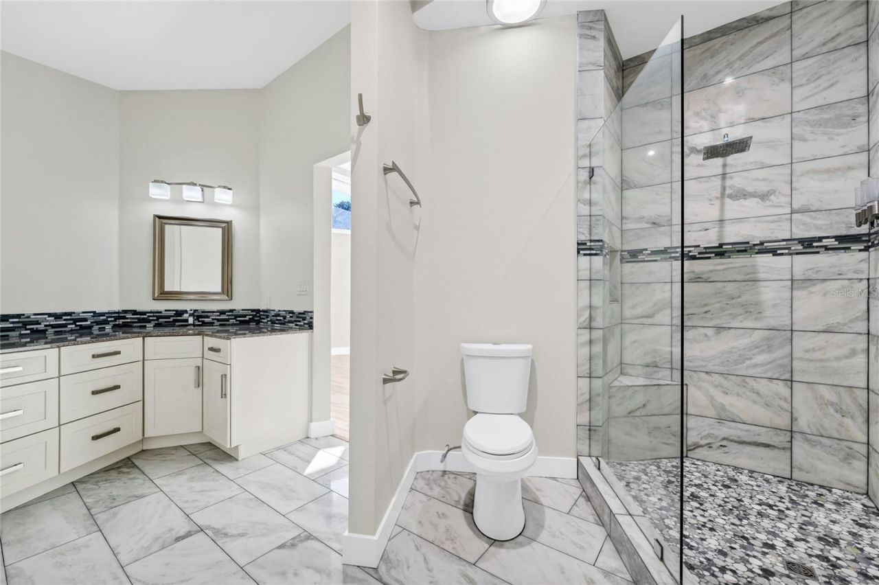 8922 Bay Cove Court, Orlando, FL 32819 Photo