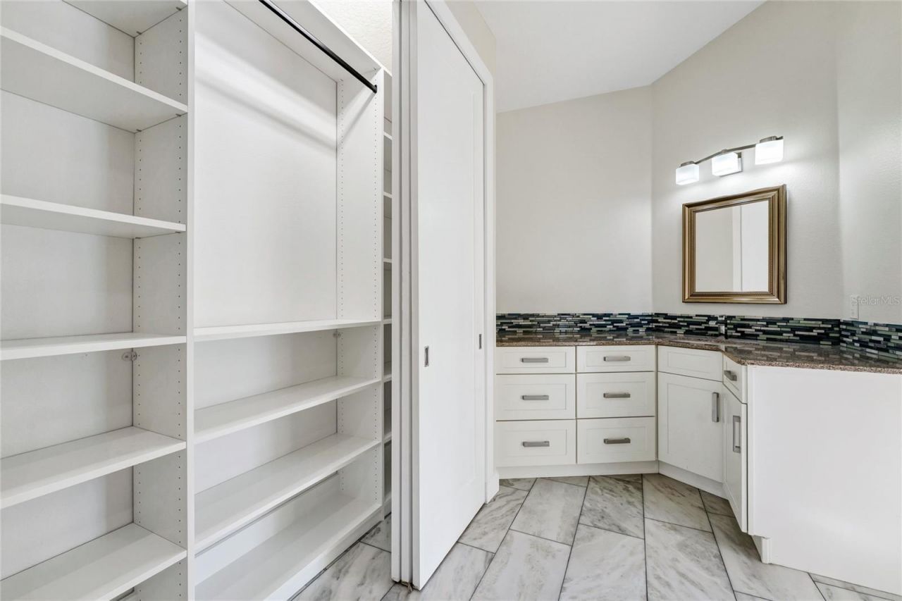 8922 Bay Cove Court, Orlando, FL 32819 Photo