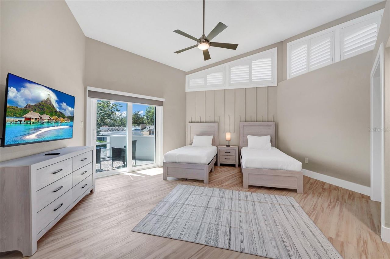 8922 Bay Cove Court, Orlando, FL 32819 Photo