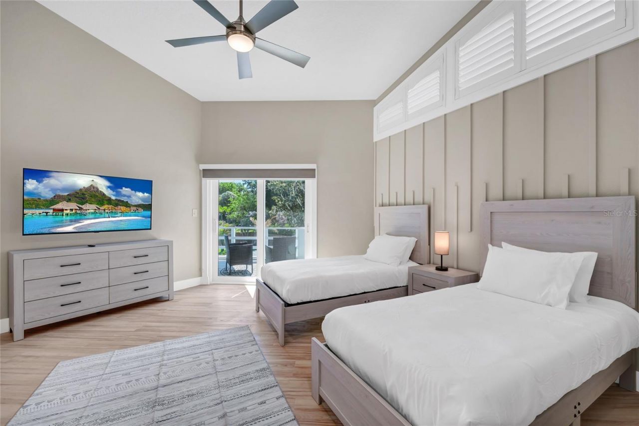 8922 Bay Cove Court, Orlando, FL 32819 Photo
