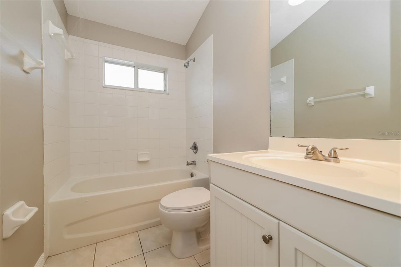 12755 Standbridge Drive, Riverview, FL 33579 Photo