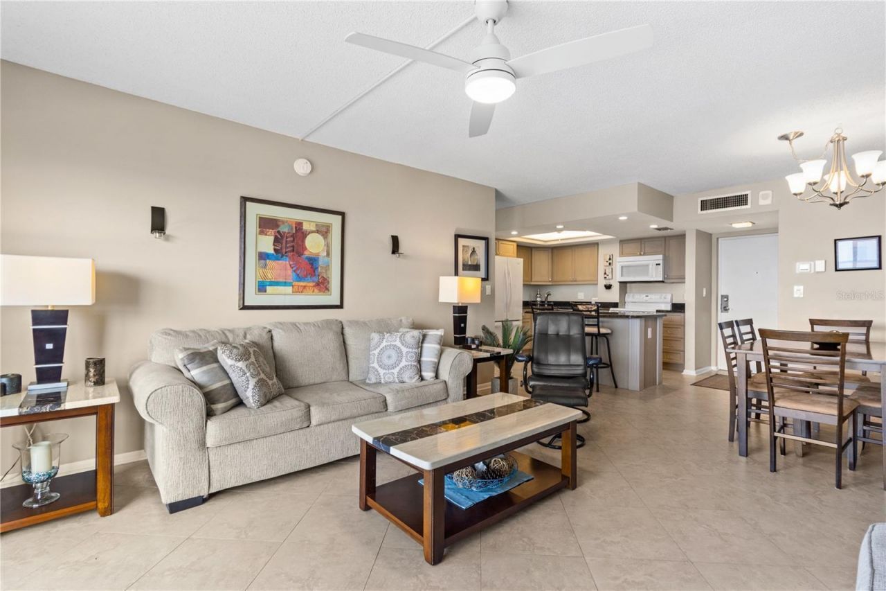 4900 Brittany Drive S, Unit 1512, Saint Petersburg, FL 33715 Photo