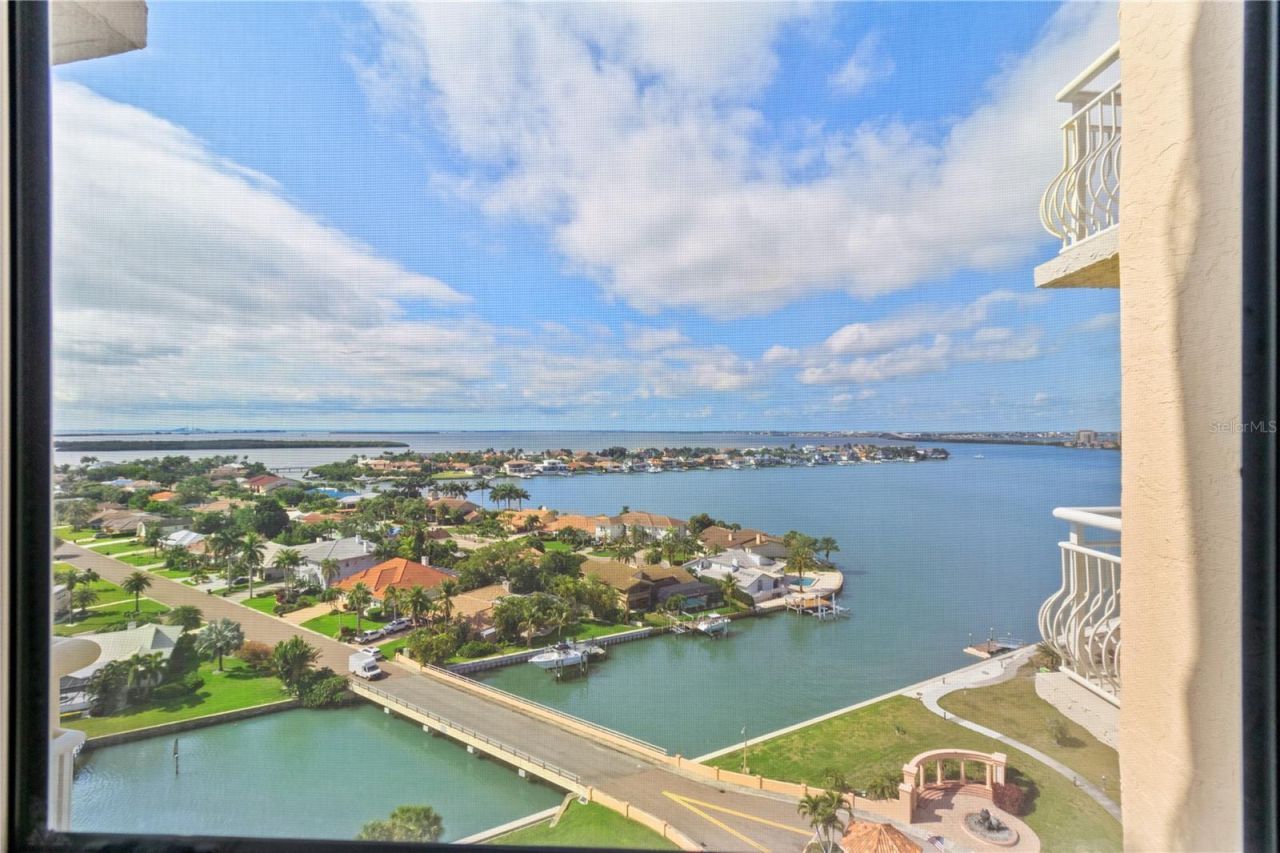 4900 Brittany Drive S, Unit 1512, Saint Petersburg, FL 33715 Photo