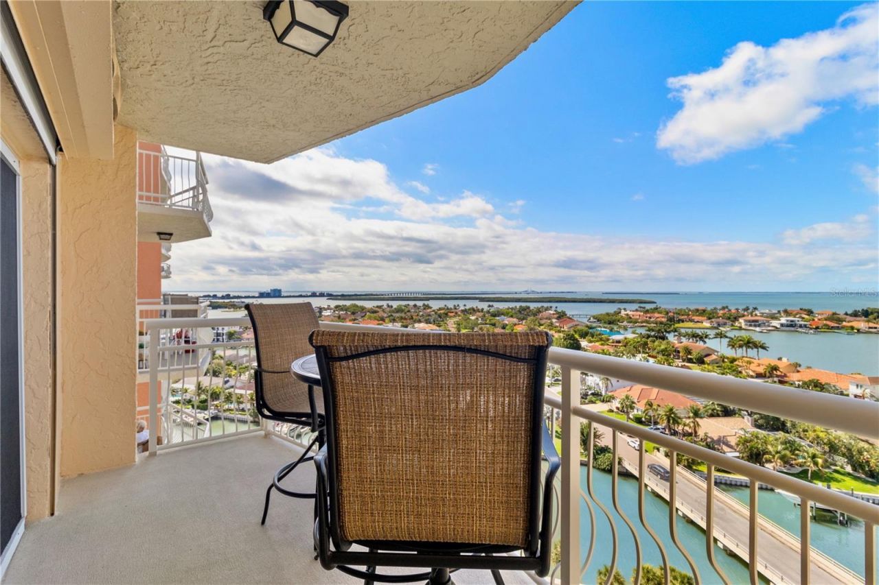 4900 Brittany Drive S, Unit 1512, Saint Petersburg, FL 33715 Photo
