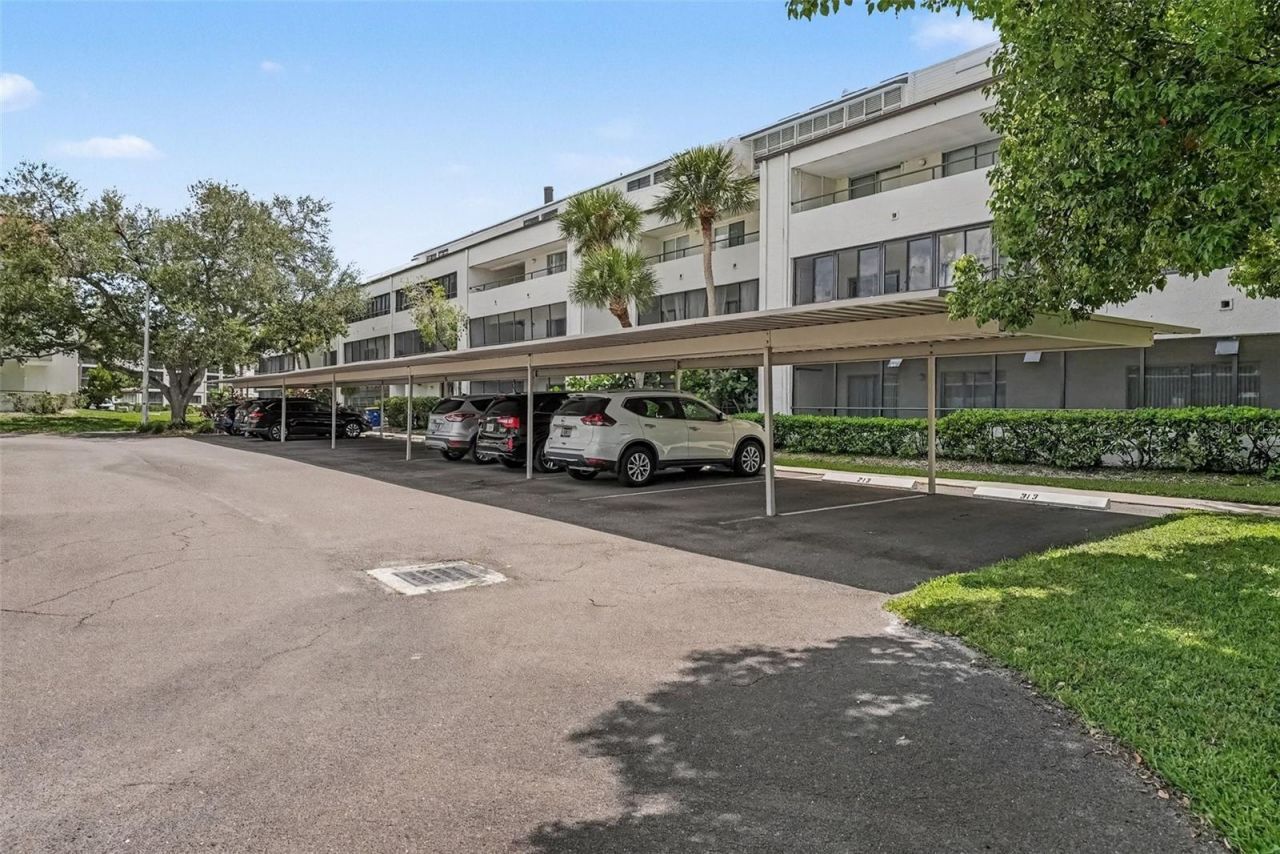 2585 Countryside Boulevard , Unit 4108, Clearwater, FL 33761 Photo