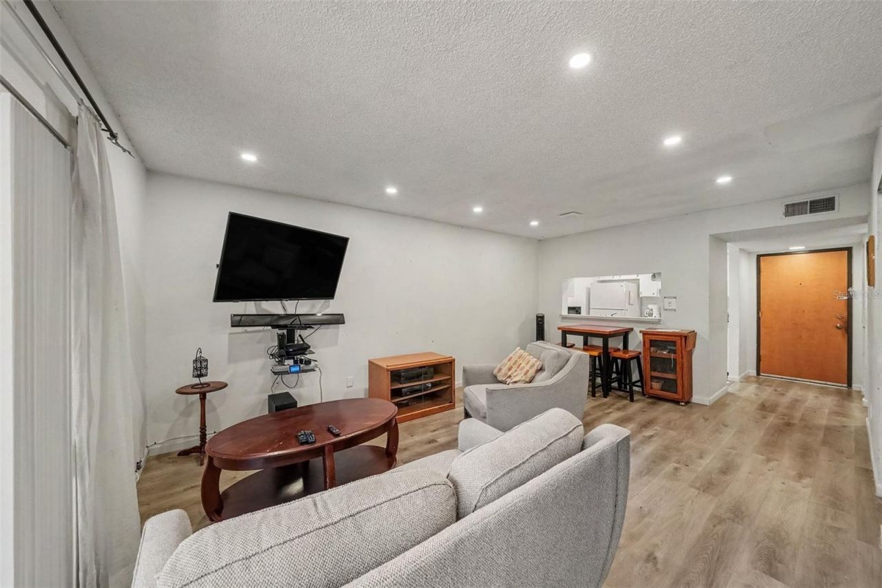 2585 Countryside Boulevard , Unit 4108, Clearwater, FL 33761 Photo