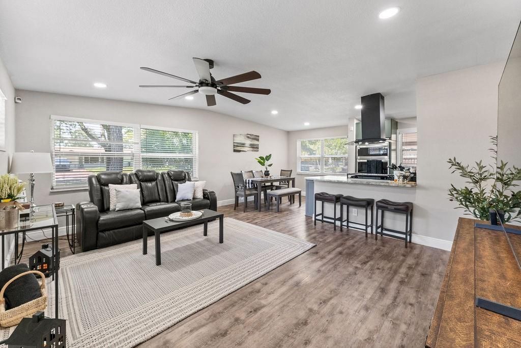 9009 1st Street Ne, Saint Petersburg, FL 33702 Photo
