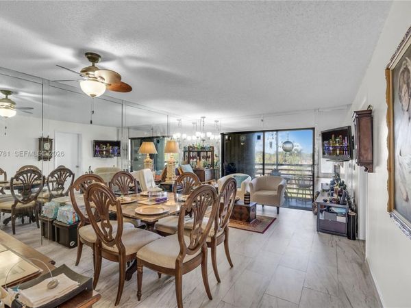 10442 Sunrise Lakes Blvd , Unit 312, Sunrise, FL 33322