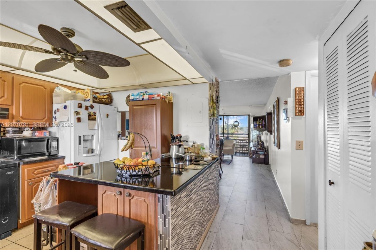 10442 Sunrise Lakes Blvd, Unit 312, Sunrise, FL 33322 Photo