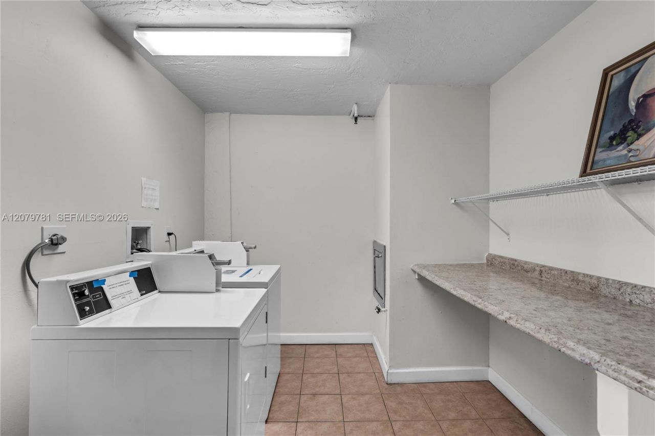 10442 Sunrise Lakes Blvd, Unit 312, Sunrise, FL 33322 Photo