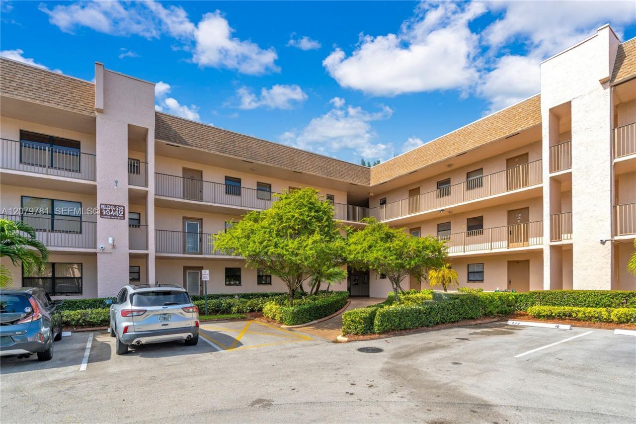 10442 Sunrise Lakes Blvd, Unit 312, Sunrise, FL 33322 Photo