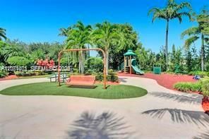 2240 NE 37th Rd , Homestead, FL 33033 Photo