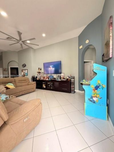 2240 NE 37th Rd , Homestead, FL 33033 Photo