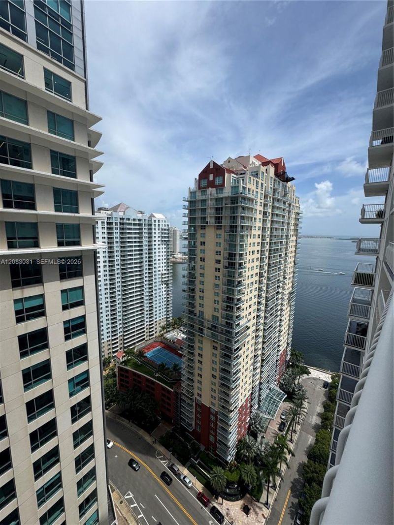 1200 Brickell Bay Dr, Unit 3206, Miami, FL 33131 Photo